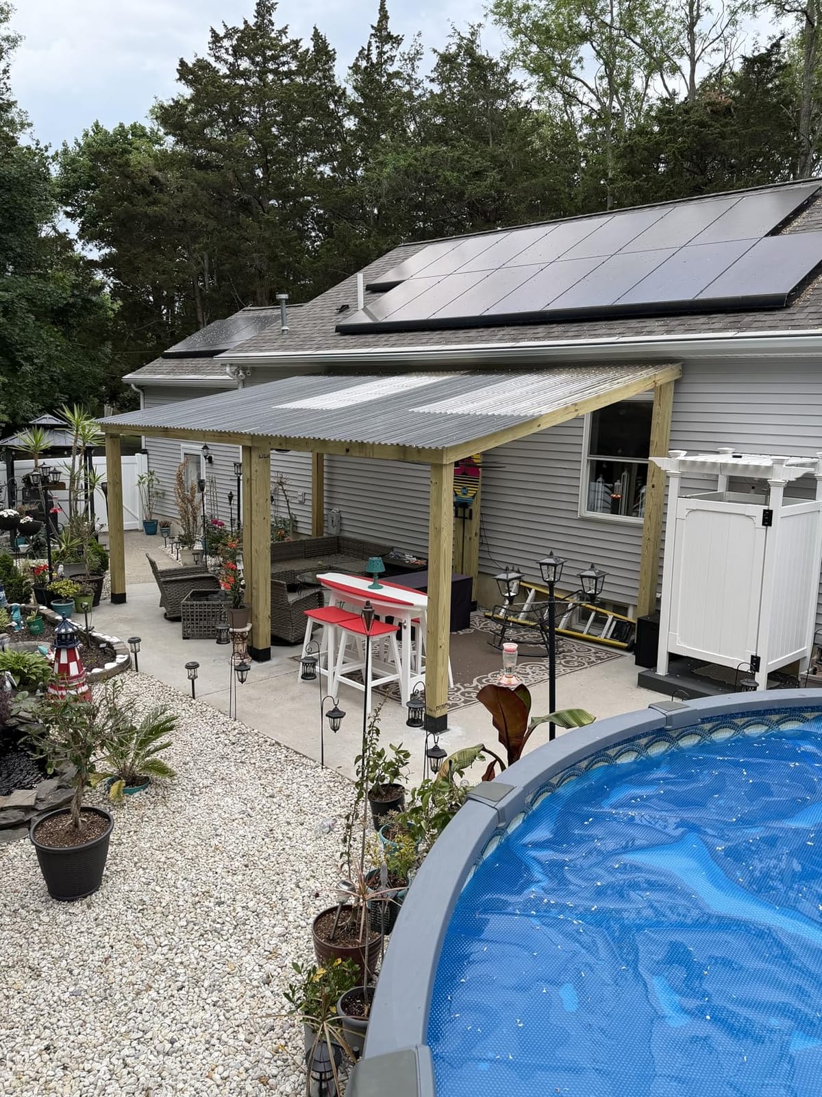 VEVOR Solar Pool Cover 18 ft, 16 Mil Round Solar Blanket Blue customer photo 1