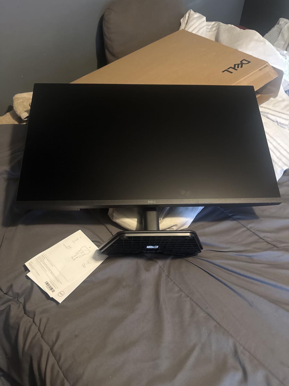Dell 27 240Hz Gaming Monitor - SE2726HG - 27-inch FHD (1920x1080) 240Hz Display, in-Plane Switching (IPS) Technology, AMD FreeSync Premium, TÜV 3-Star, 2X HDMI, DisplayPort 1.4, Tilt customer photo 1