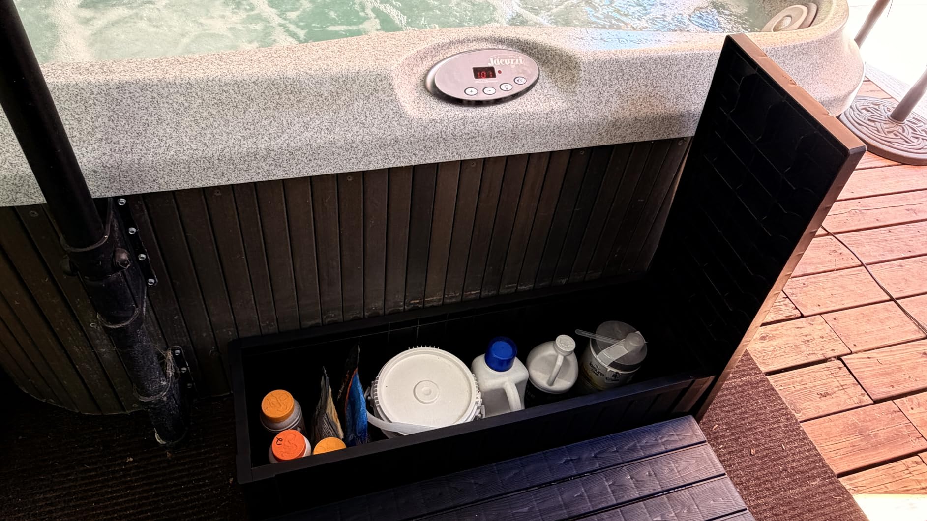 36.6” Hot Tub Steps with Storage, 780 lbs Load Capacity, Black customer photo 1