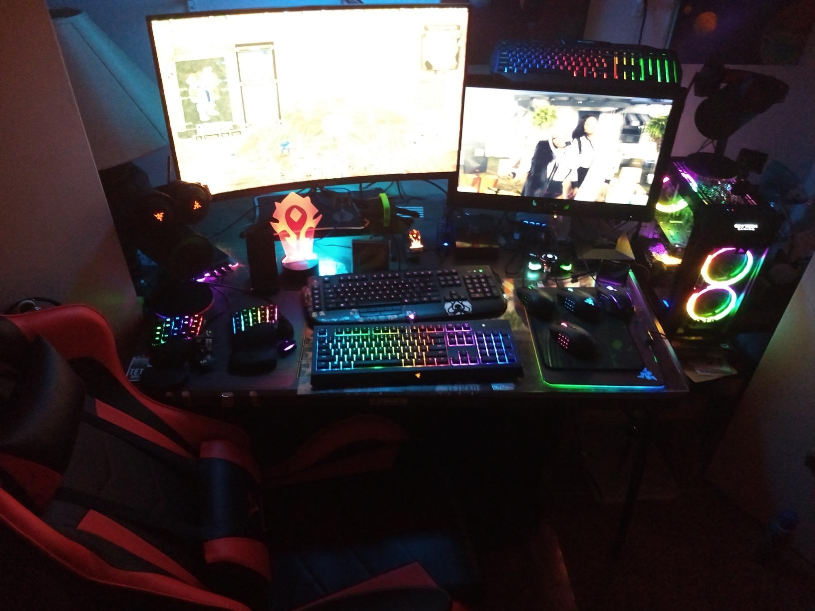 Skytech Gaming Azure 3 Gaming PC, Ryzen 7 9850X3D, RX 9070 XT customer photo 1