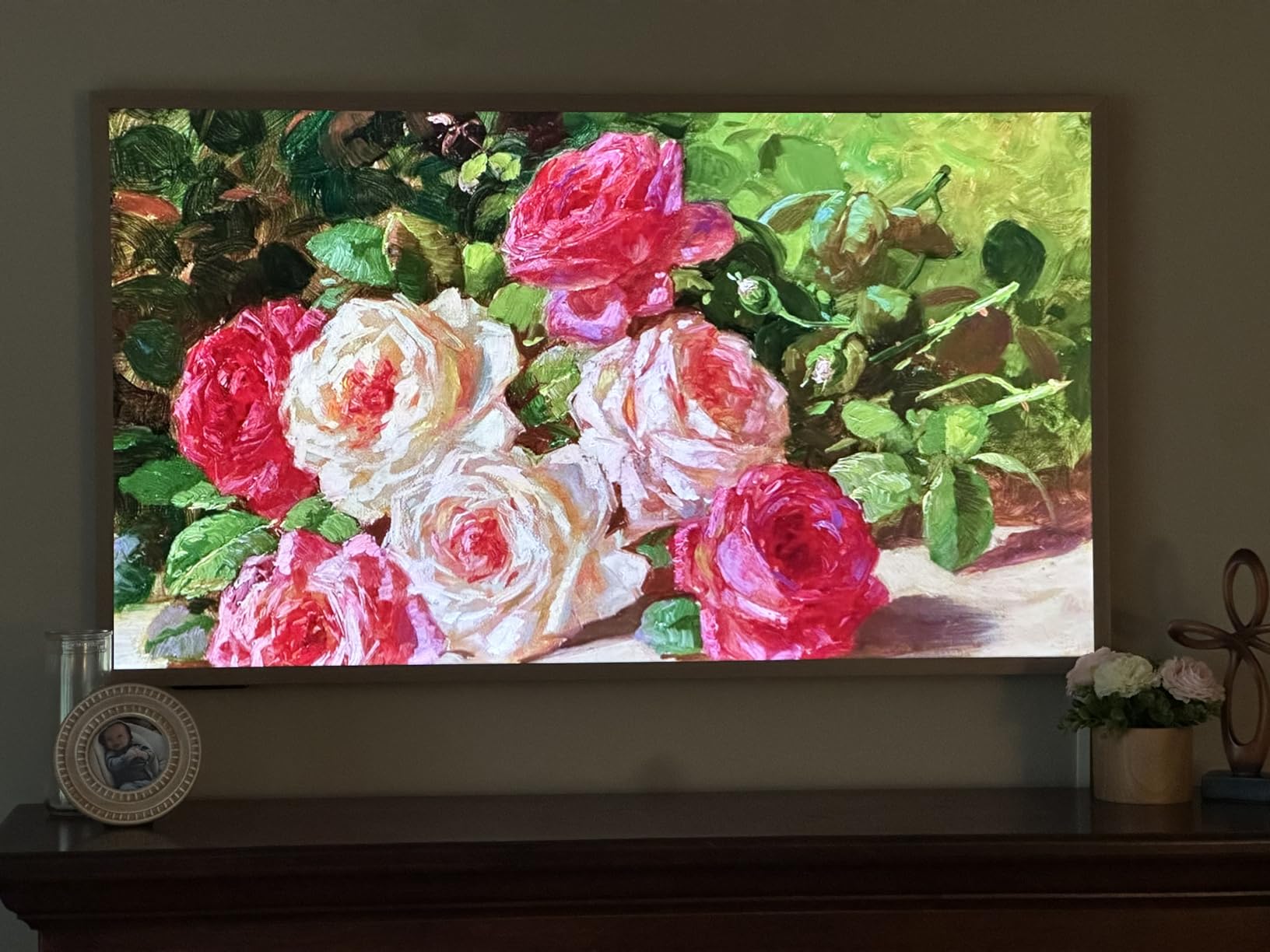 Hisense 65“ Hi-QLED S7 CanvasTV Series 4K UHD Google Smart Art TV (65S7SG, 2026 New) - 144Hz, Art Mode, Anti-Glare Panel, Dolby Vision HDR, Hi-Matte Display, Frame & UltraSlim Wall Mount Included customer photo 2