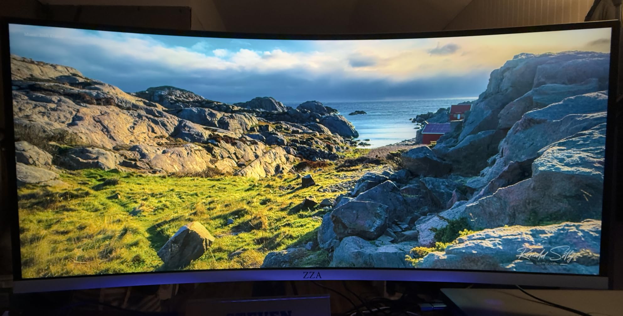 ZZA 27 inch 4K UHD Monitor,75Hz Refresh Rate,HDR10,HDMI 2.0×2/DP 1.2×2,Compatible with Wall Mounting,Ideal for Business & Office Work customer photo 1