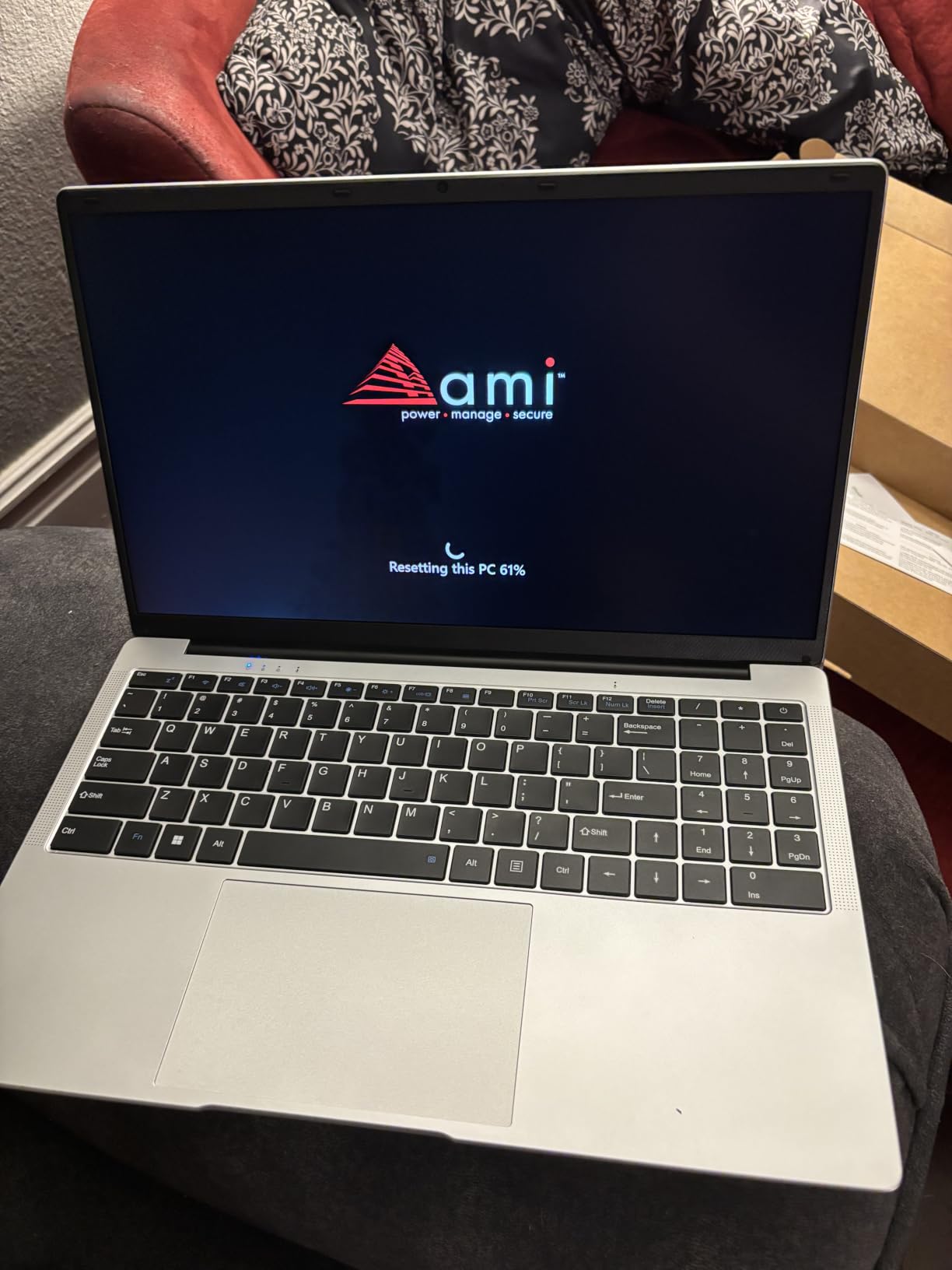 15.6 inch Laptop, Laptops with Celeron N4000, 2025 Gaming Laptop for 8GB LPDDR4 256GB SSD, IPS FHD 1920x1080, WiFi+BT4.2+Mini HDMI+TF Card Slot, Traditional Laptops Computers Convertible 180° Netbook customer photo 1
