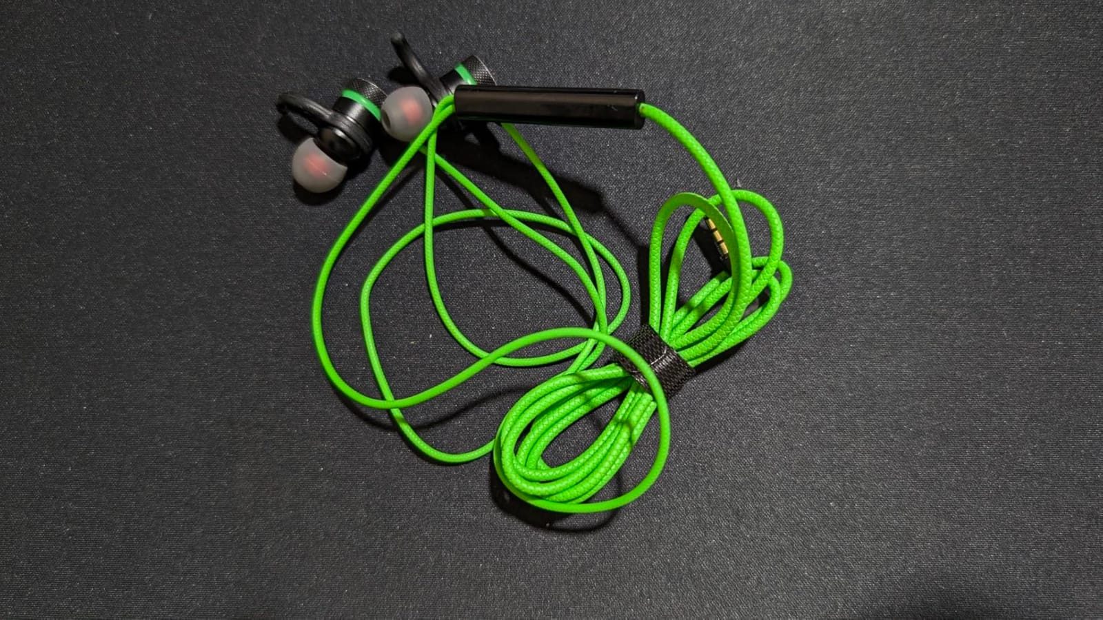 KASOTT SoundMaster Pro V1 - Gaming Earphones with Dual Audio Drivers,Battle Buds,in-Line Mic with Mute and Volume Control, Compatible with Xbox Series,Xbox One,PS5,PS4,Switch,Pc with 3.5mm Aux customer photo 1