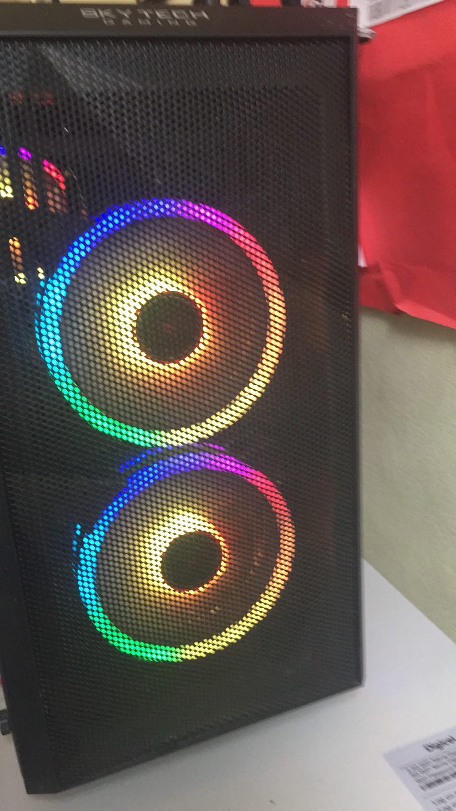 Skytech Gaming PC Desktop, Ryzen 7 5700, RTX 5060, 16GB RAM, 1TB SSD customer photo 1