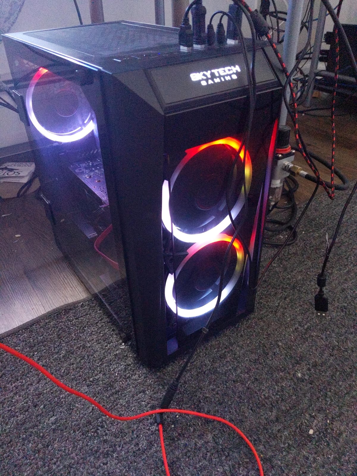 Skytech Gaming PC Desktop, Ryzen 5 8400F, RTX 5060, 16GB RAM, 1TB SSD customer photo 2