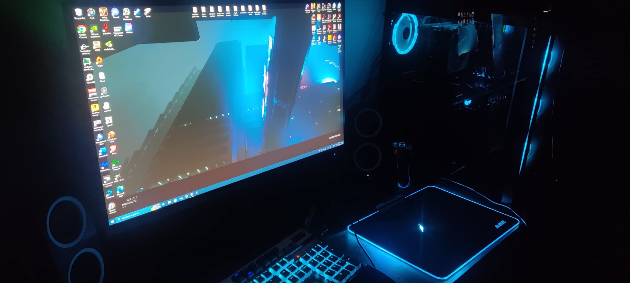 KTC 24M1 240Hz Gaming Monitor (OC 260Hz), QHD 23.8 Inch Monitor with Hood customer photo 1