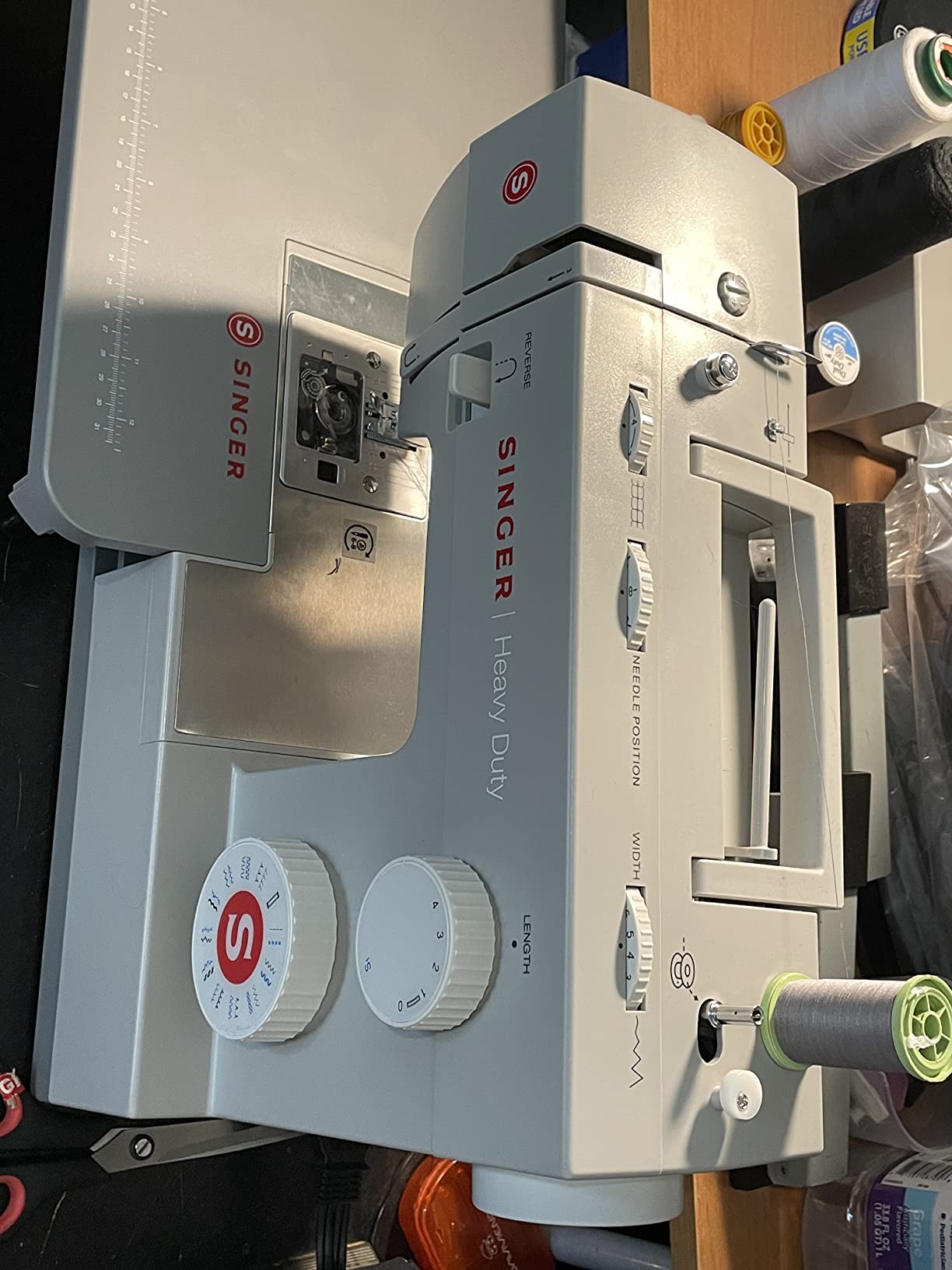 SINGER® Heavy Duty 4552™ Next Evolution Sewing Machine, Bonus Presser Feet customer photo 1
