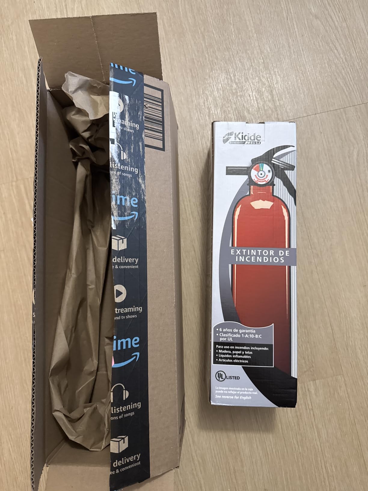 Kidde Basic 110 Fire Extinguisher for Home, 1-A:10-B:C, FA110G, 1 Pack customer photo 1