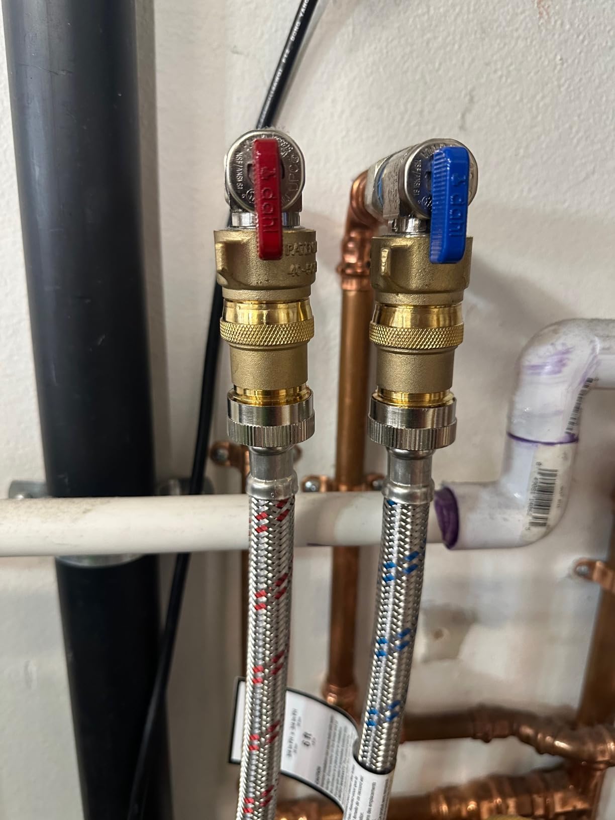 Camco Brass Marine/RV Water Pressure Regulator - Drinking Water Safe customer photo 1