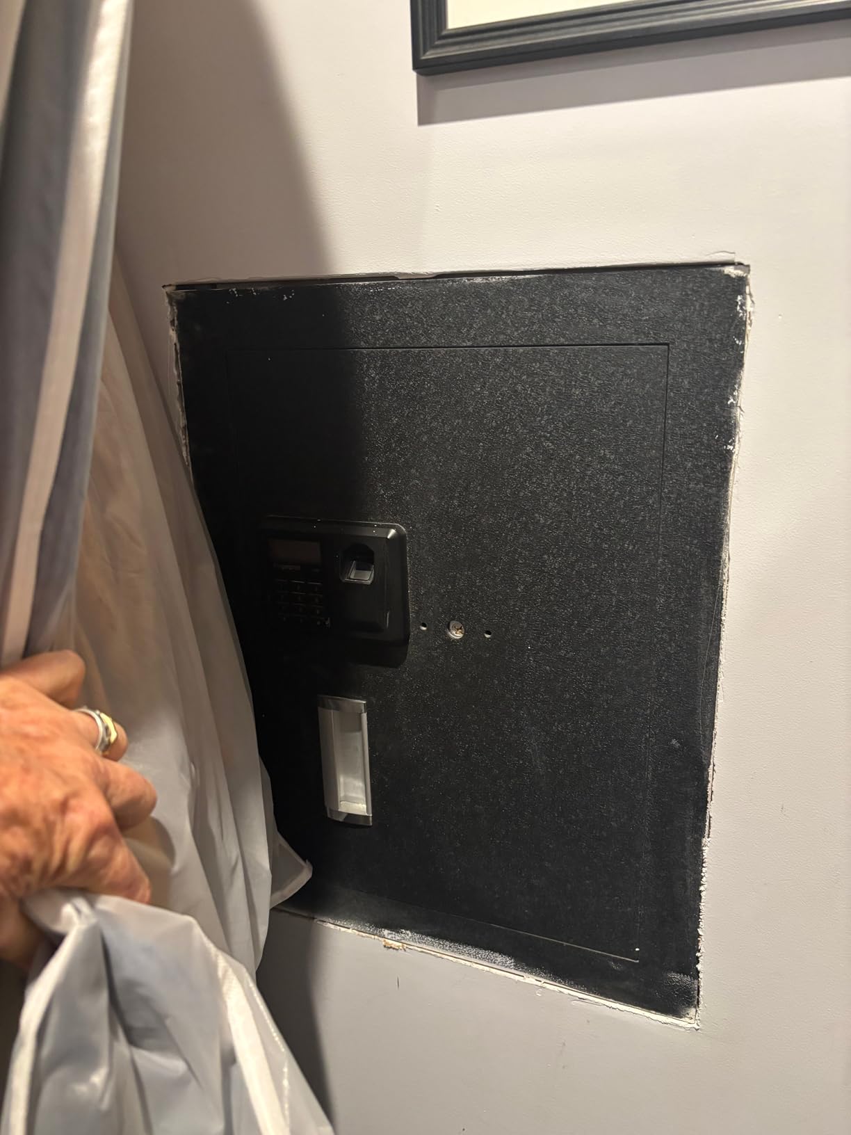 Viking Security Safe VS-52BLX Hidden Wall Biometric Safe customer photo 2