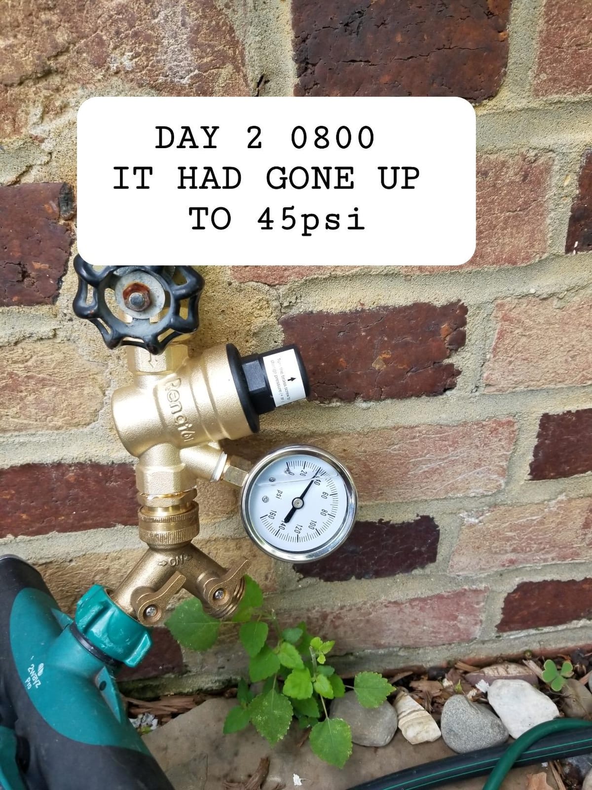 Renator RV Water Pressure Regulator for RV Camper. Brass Lead-free Adjustable Water Pressure Regulator with Gauge for Camper Travel Trailer, Reducer Valve W Filter. M11-0660R. customer photo 1