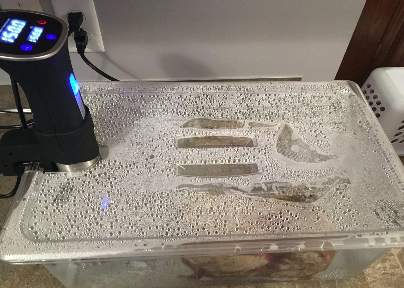 Monoprice Sous Vide Immersion Cooker 800W - With Adjustable Clamp And Digital LED Touch Screen, Easy To Clean, Black and Silver - Strata Home Collection customer photo 2