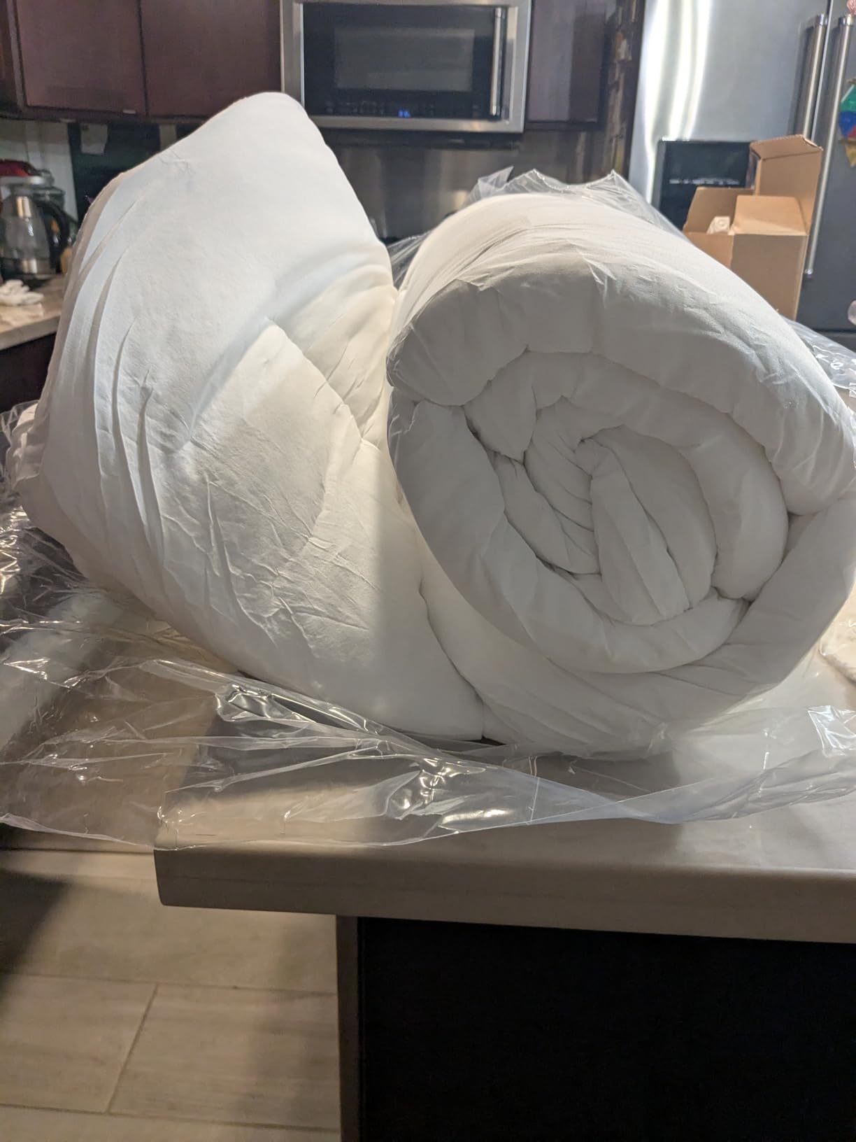 1400 GSM Queen Mattress Topper, Extra Thick Cooling Pillow Top Plush Pad customer photo 2