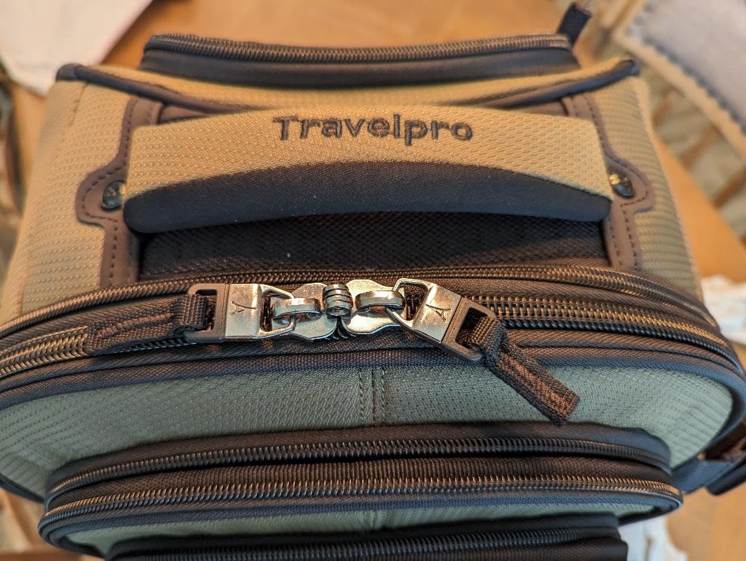 Travelpro Bold Softside Carry-On Rollaboard, Grey/Black, 22-Inch customer photo 1