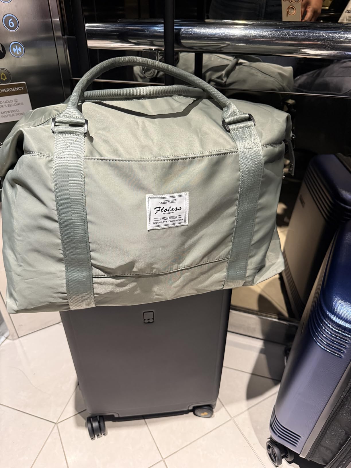 LEVEL8 Hard Shell 20 Inch Carry on Luggage Airline Approved, Polycarbonate customer photo 1