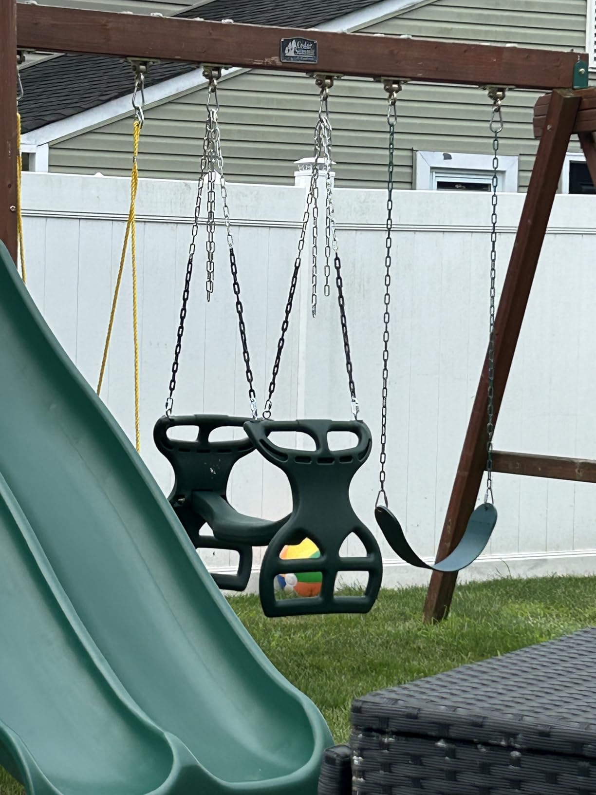 Gorilla Playsets 04-0037-G Dual Ride Glider Back-to-Back Tandem Swing, Green, Green Plastic Coated Chains, Multi-Child Swing customer photo 1