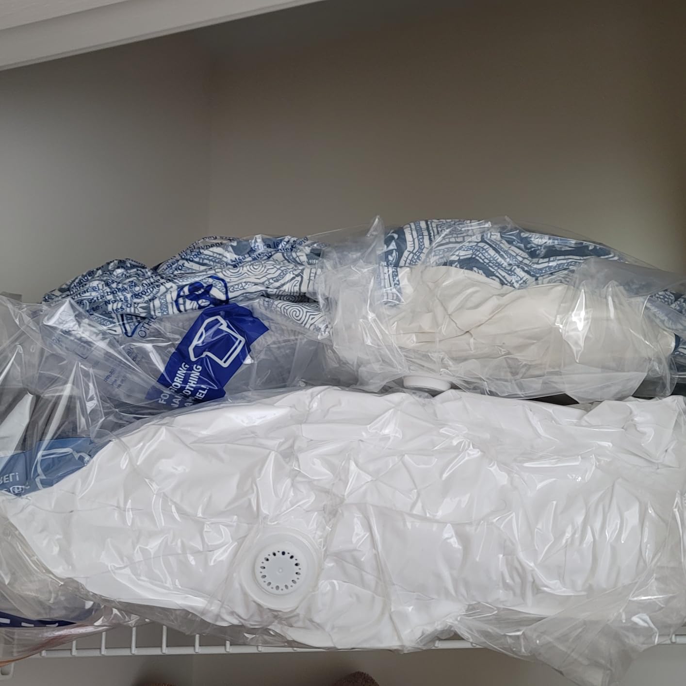 Shrink-Pak Space Bags Vacuum Storage Bags for Bedding Jumbo Compression 3 Pack Clear for Comforters Blankets (3 Jumbo/Bedding Solo) customer photo 1