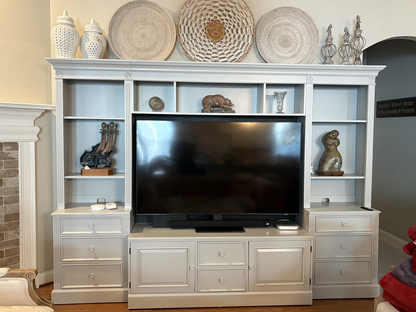 PERLESMITH Universal Swivel TV Stand for 32-75 inch TVs to 99lbs with Legs customer photo 1