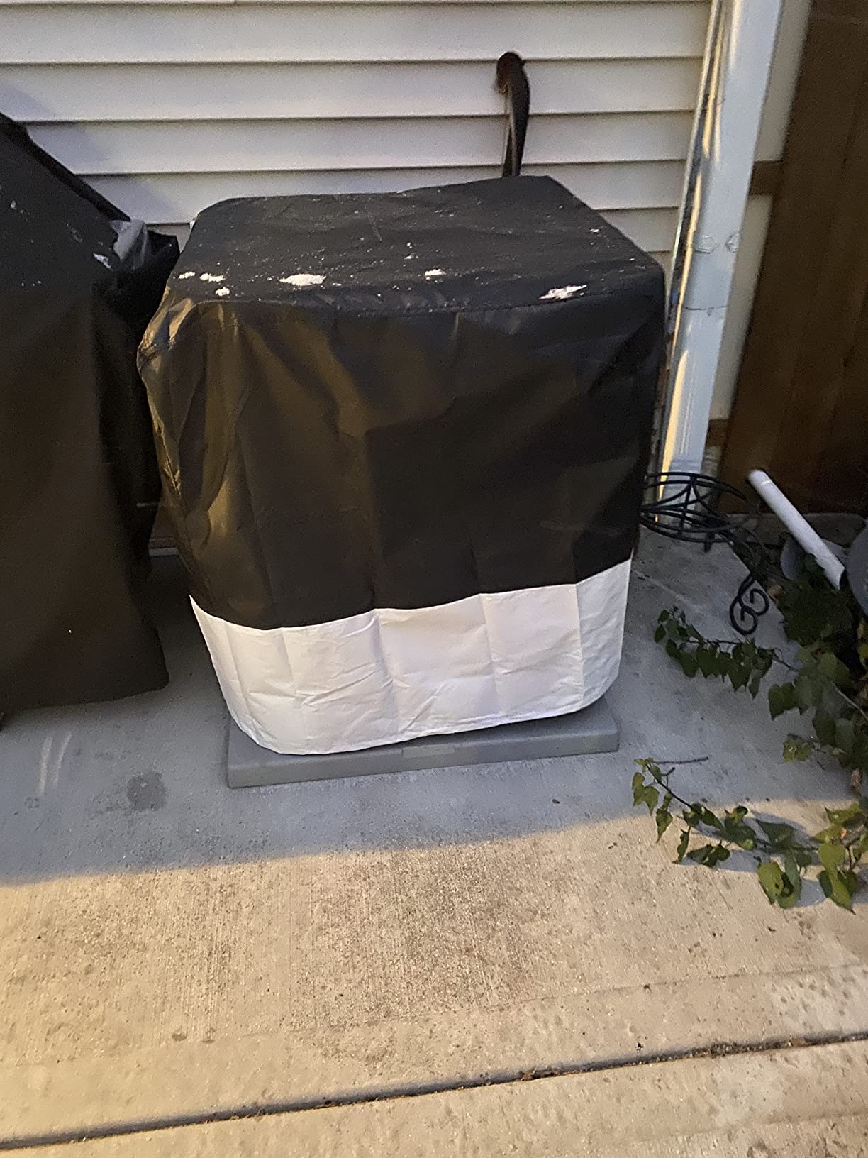 LXKCKJ Air Conditioner Cover for Outside Units, AC Cover 40''LX16''WX30''H customer photo 1