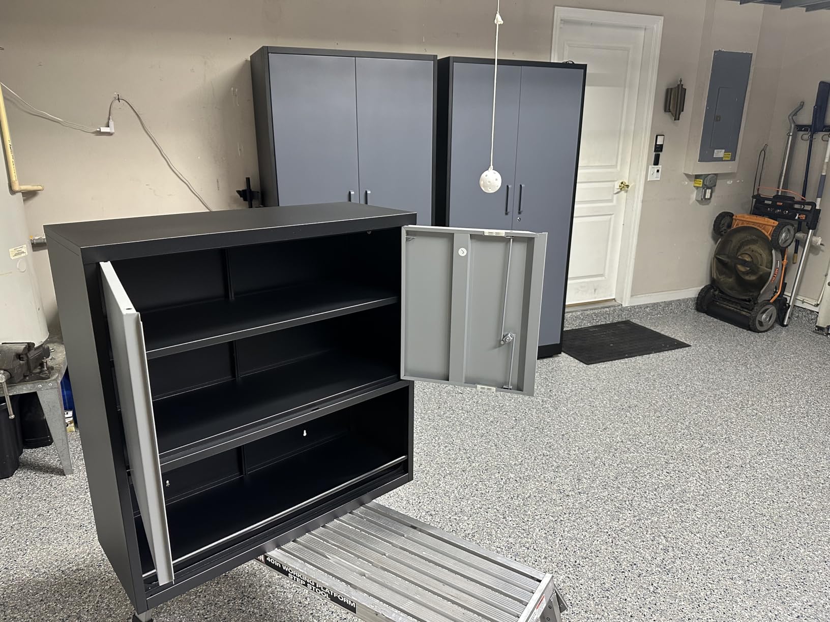 GREATMEET Locking Metal Garage Wall Cabinet with Doors and Shelf customer photo 2