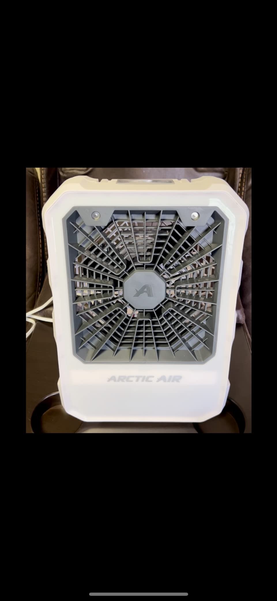 Arctic Air Outdoor Evaporative Cooler, Portable & Ultra-Quiet Air Cooler with 4 Fan Speeds, USB Rechargeable, 6-Hour Battery Life, Great for the Beach, Pool, Deck, Garden & More,White customer photo 2