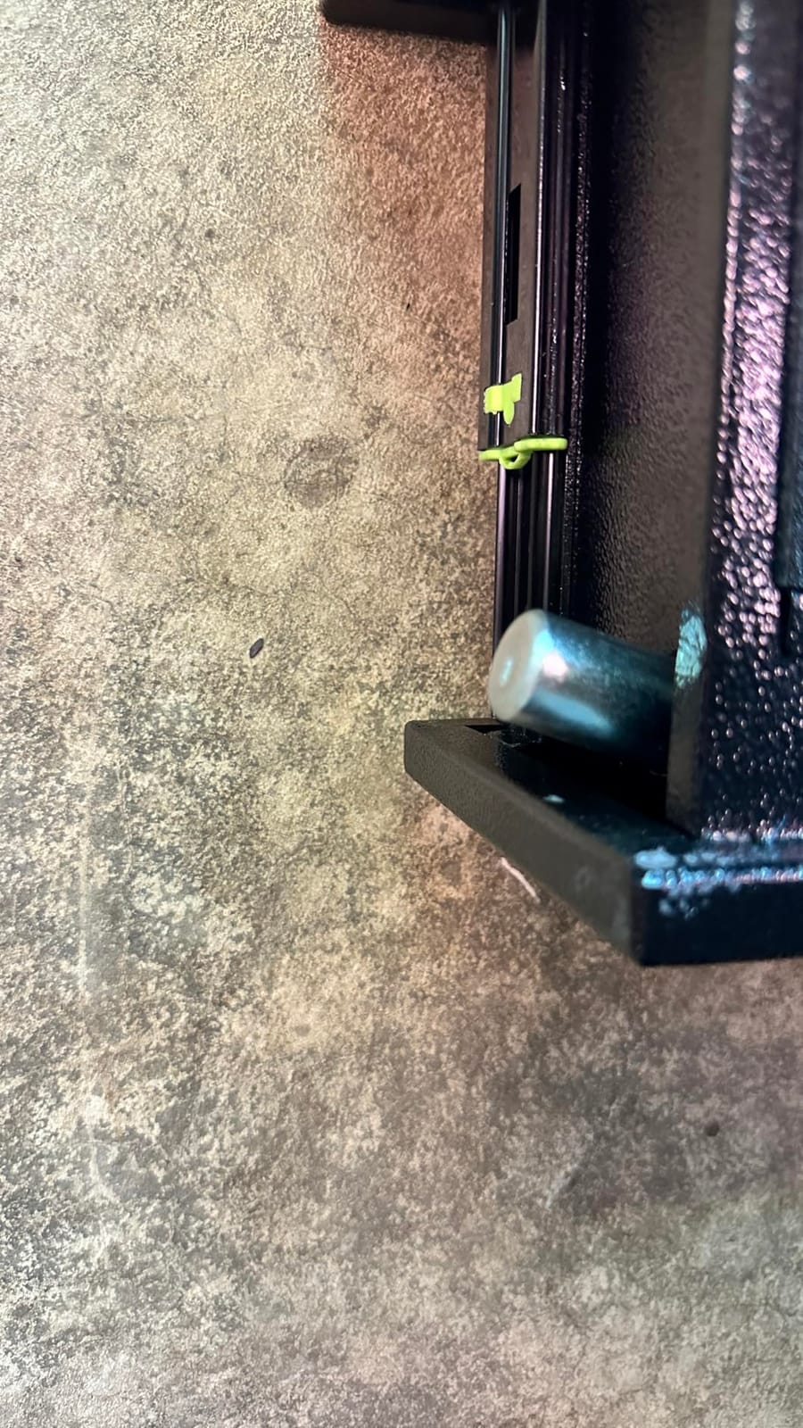 Extra‑Large Heavy Duty Under Bed Safe, Rapid Gun Safe for Rifles, Handguns customer photo 2