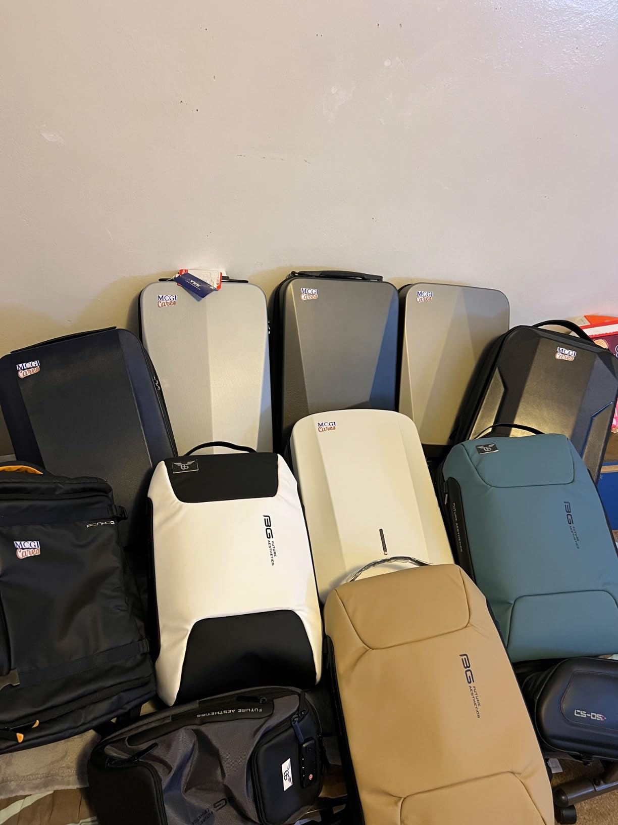 MARK RYDEN Laptop Backpack for Men, Hard Shell Anti-Theft Backpack customer photo 2