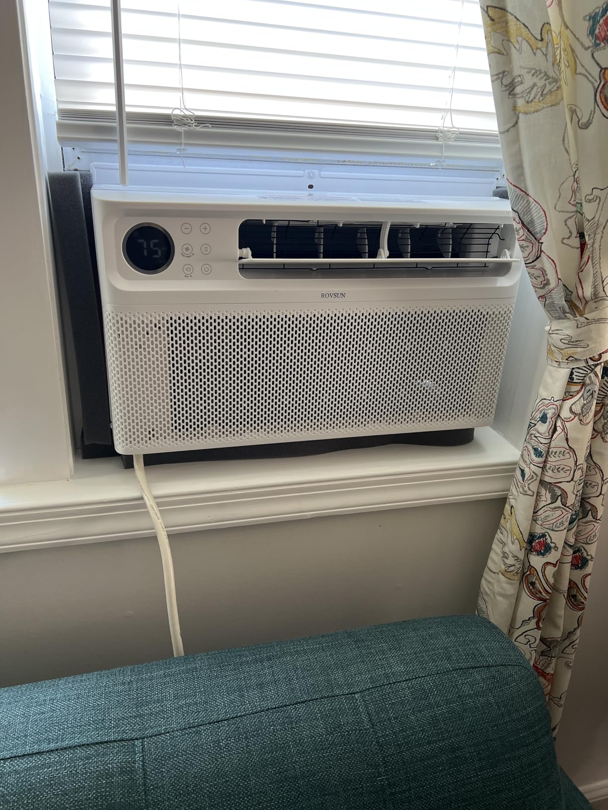 ROVSUN 12000 BTU Window Air Conditioner with Inverter Compressor, AC Unit for Window with Remote Control, Timer Function & Pre-Installed Side Panels for Easy Operation & Installation, 115V/60Hz customer photo 2