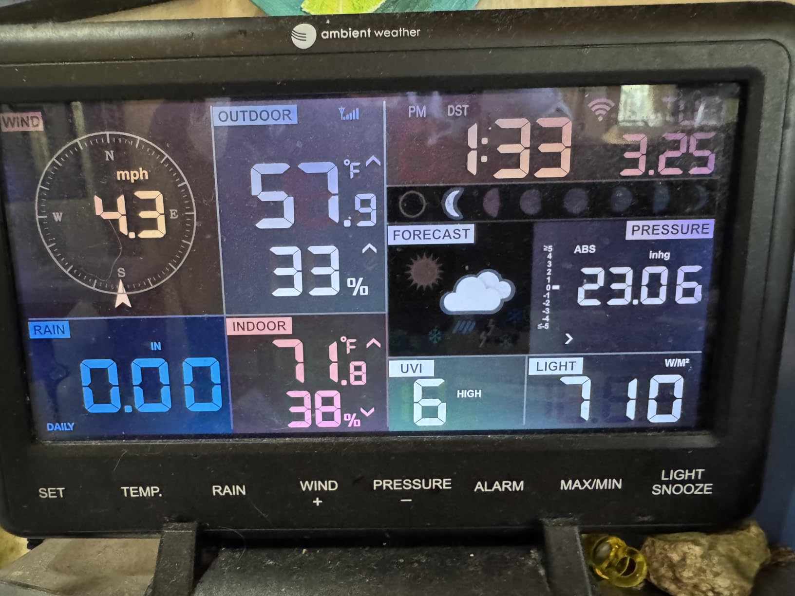 AH-UVCBA Light Meter,Test the UV Index of UVB | UVC,Irradiance Intensity of UVC and UVA.Record the w/m² Distribution of UVC and UVA. customer photo 2