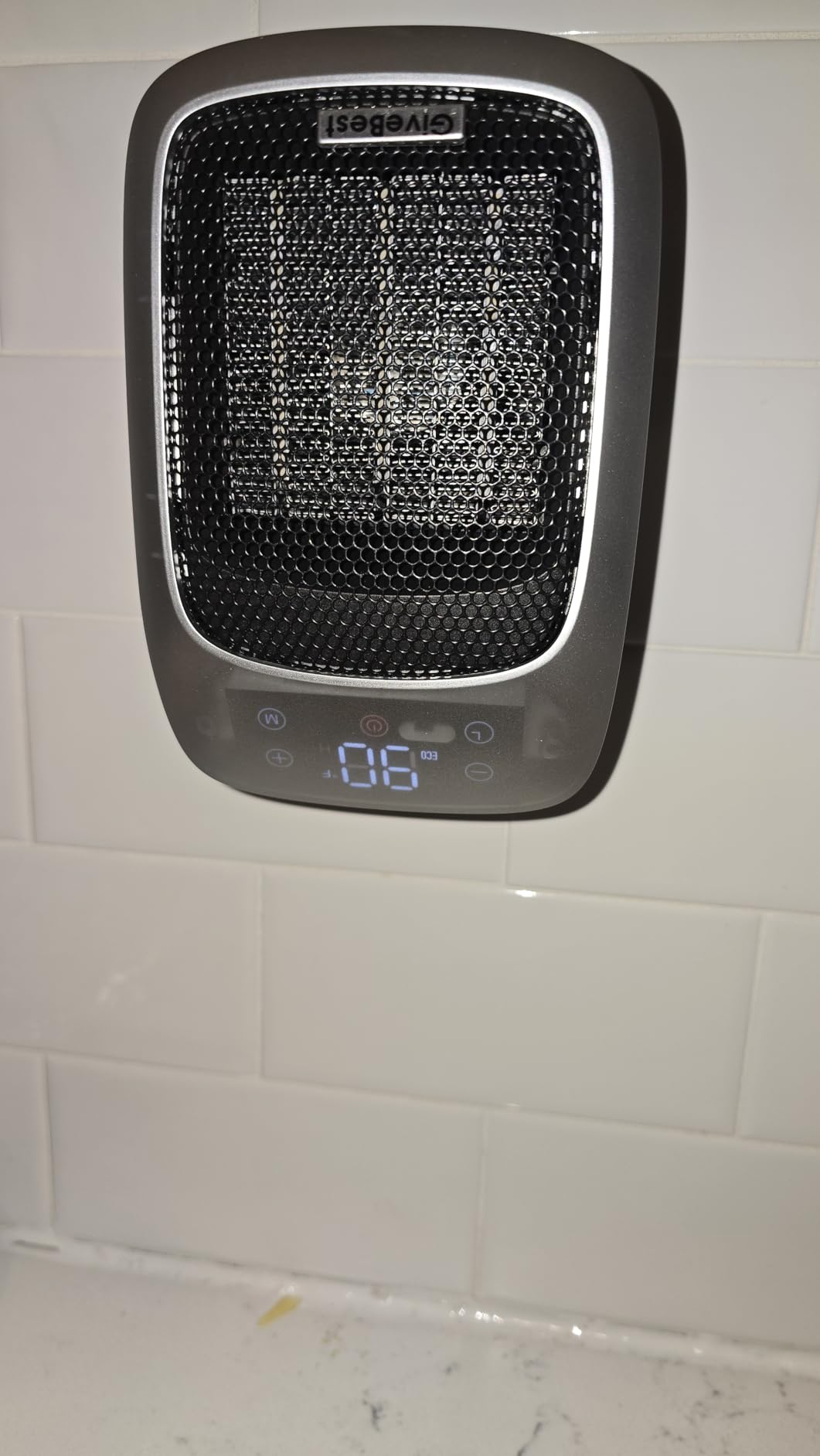 GiveBest Plug in Wall Space Heater With Remote, 800W Small Outlet Heater customer photo 1