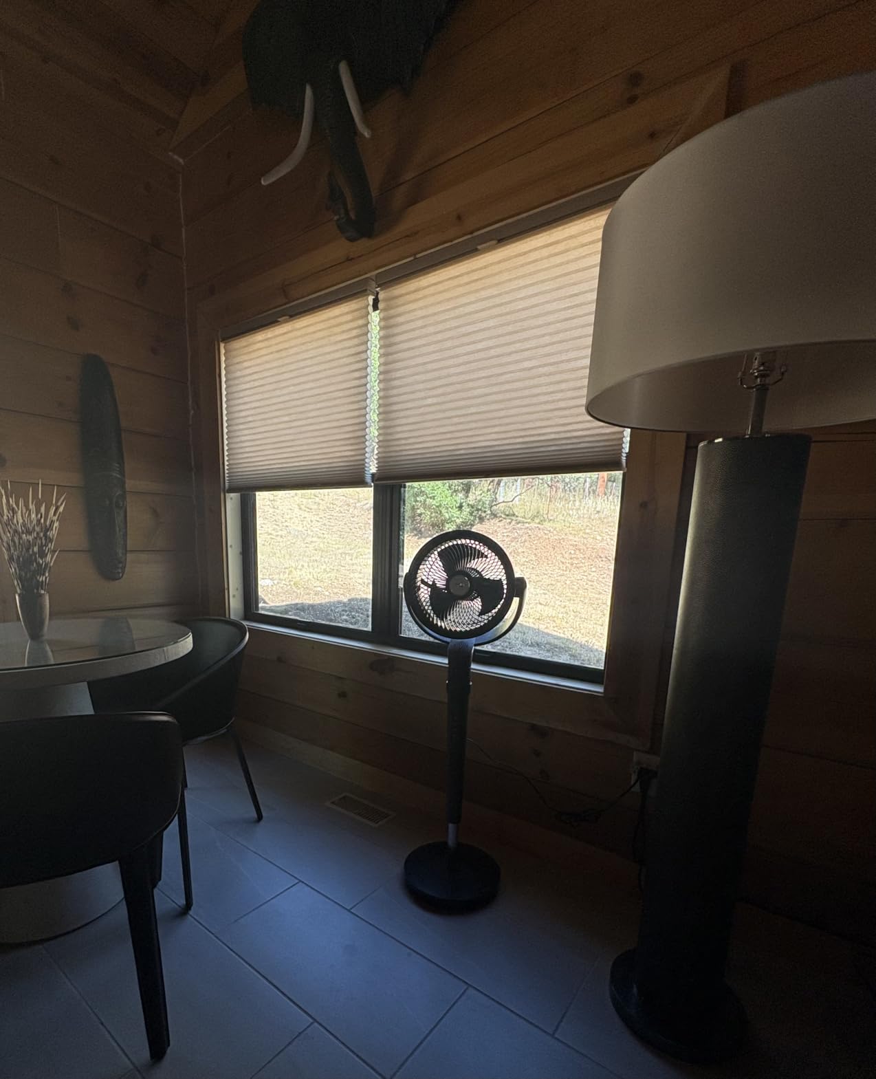 DREO Fan for Bedroom, 2026 Upgraded, 90ft Airflow, Quiet Fan, 90° Oscillating Standing Fan for Whole Room, DC Motor, 8+H Speeds, 3 Modes, 38-42'' Adjustable Height, 8H Timer, 105° Manual Vertical customer photo 1