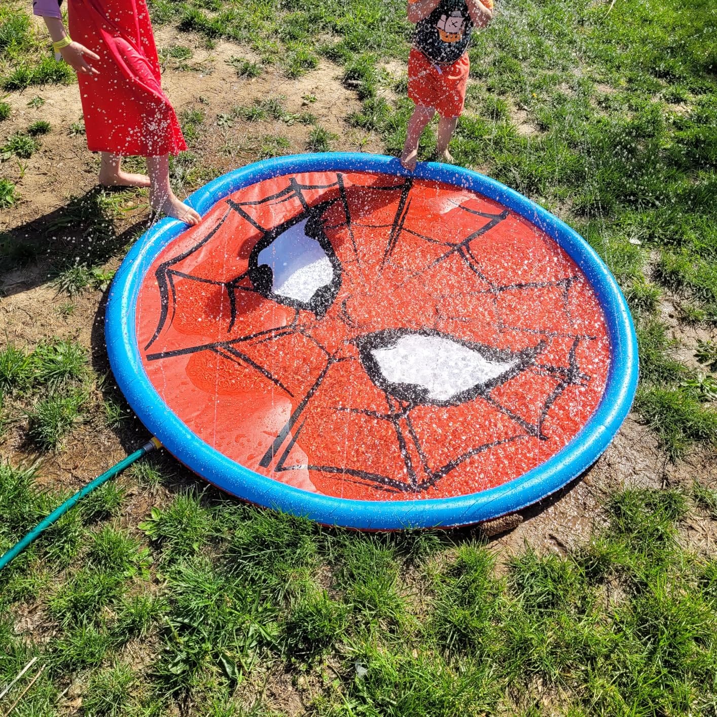 Non Slip Splash Pad for Kids and Dogs 67'' Extra Large Splash Pad customer photo 1