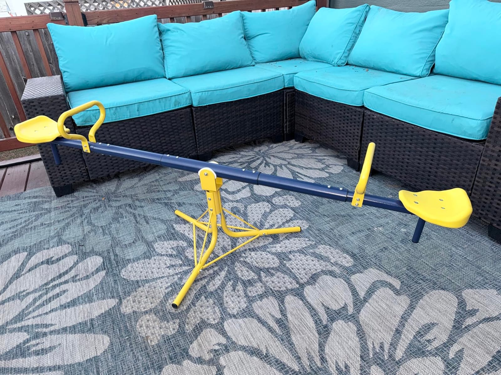 Seesaw for Kids Outdoor, Heavy Duty 250LB 360° Rotating Seesaw Outdoor Teeter Totter with Sit and Spin Design for Backyard Park & Balcony Ideal Outdoor Toys for Kids Ages 3 4 5 6 7 8 customer photo 1