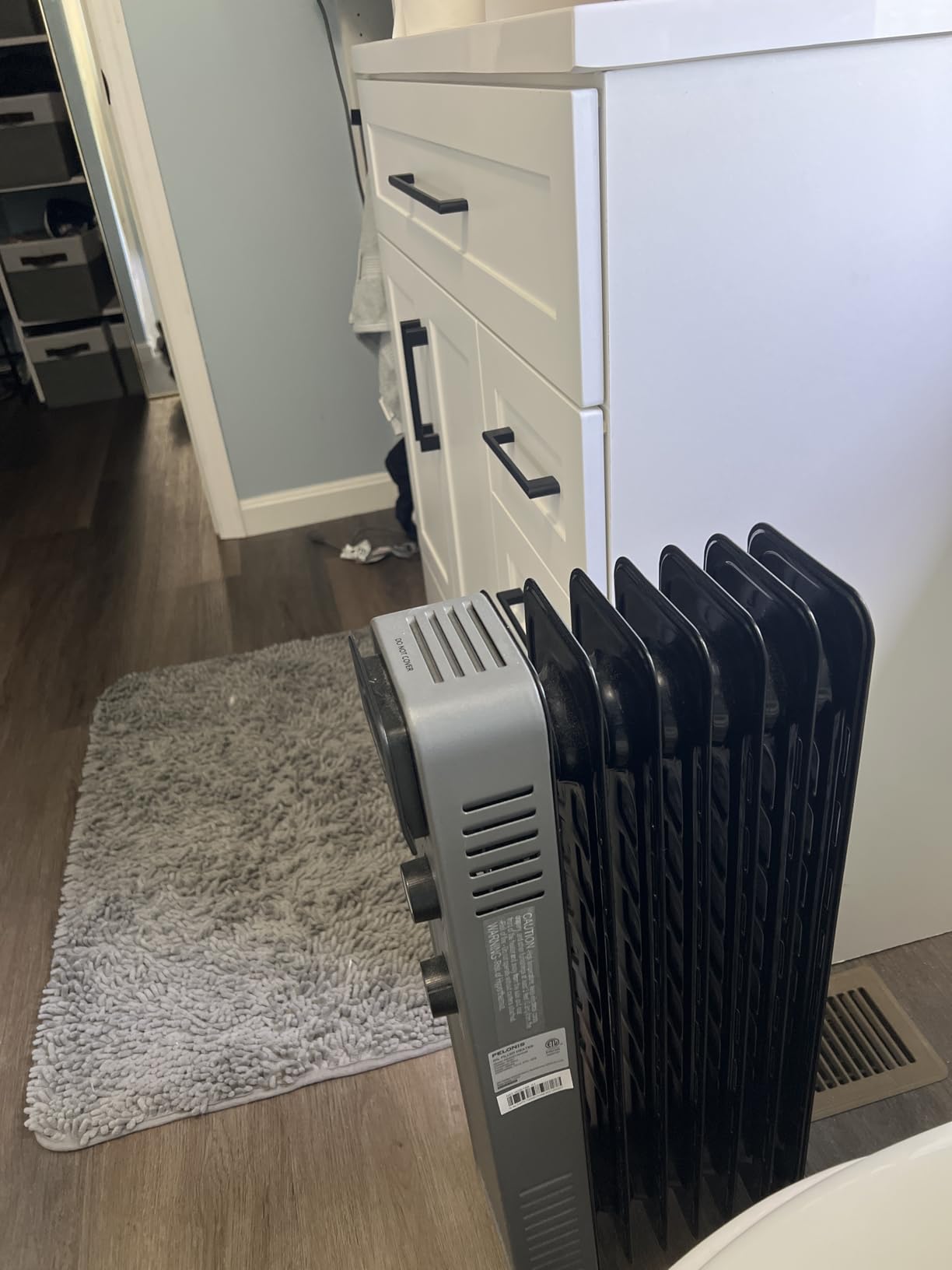 Pelonis Oil Filled Radiator Heater for Large Space, 2025 Upgraded, Space Heaters with 1500W Quiet Warmth Radiant Heater, 3 Heating Modes, Overheat & Tip-Over Protection, Adjustable Thermostat, White customer photo 2