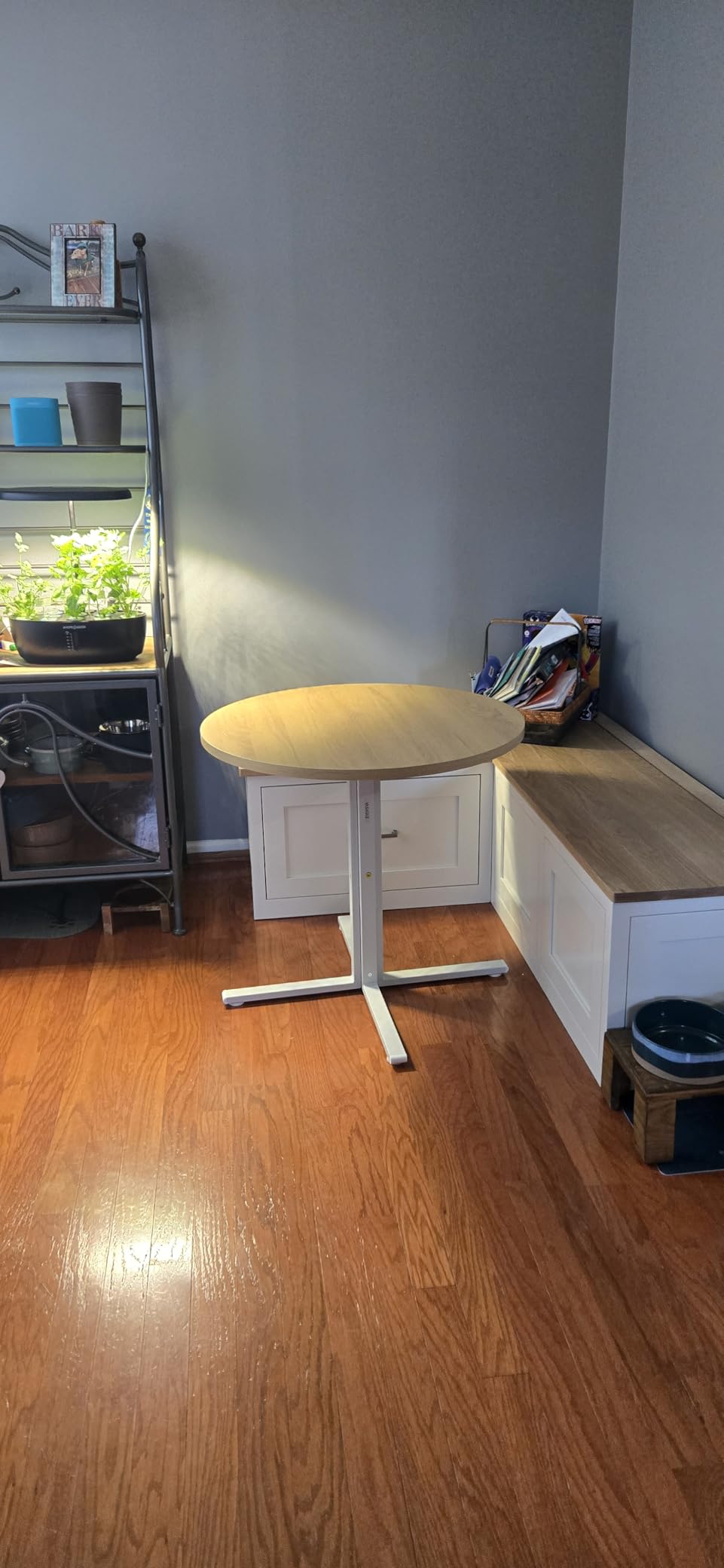 VASAGLE 31.5-Inch Dining Table, Small Round Kitchen Table for 4 People customer photo 1