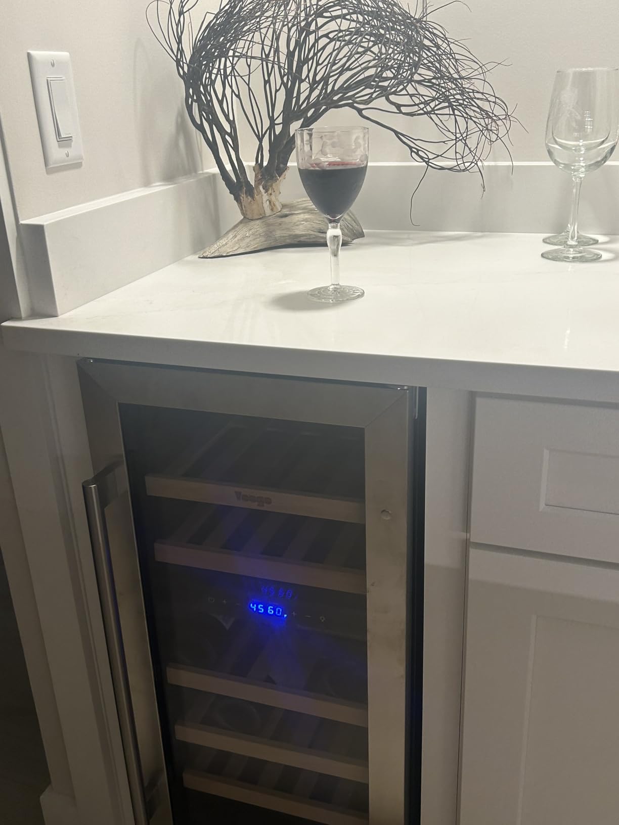 Yeego 24 Inch Wine Fridge, 52 Bottle Dual Zone Wine Cooler with Left Hinged customer photo 1