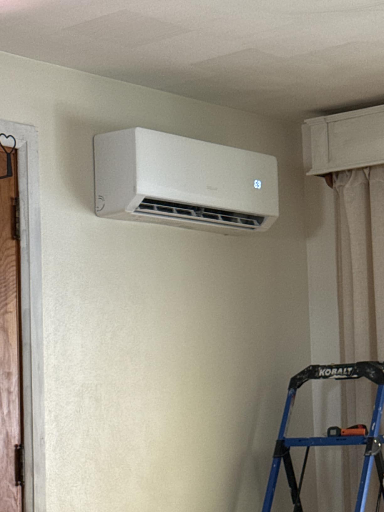 DELLA Serena CloudAir Series 12000 BTU Mini Split AC with Soft Airflow, Energy Star 22 SEER2 230V, 1 Ton Inverter Heat Pump Ductless AC for up to 550 Sq.Ft, WiFi & Alexa, Pre-Charged, 16.4ft Kits customer photo 1